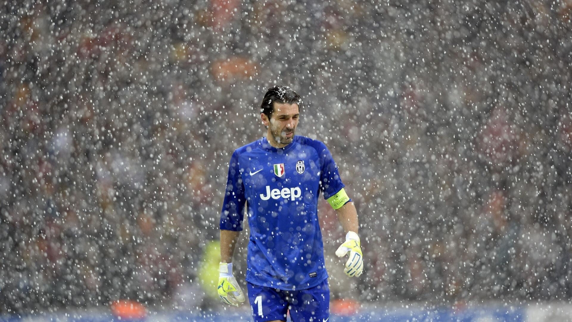 冰岛铁壁难阻毕尔巴鄂压制，恩佐持续制造杀机成胜负手