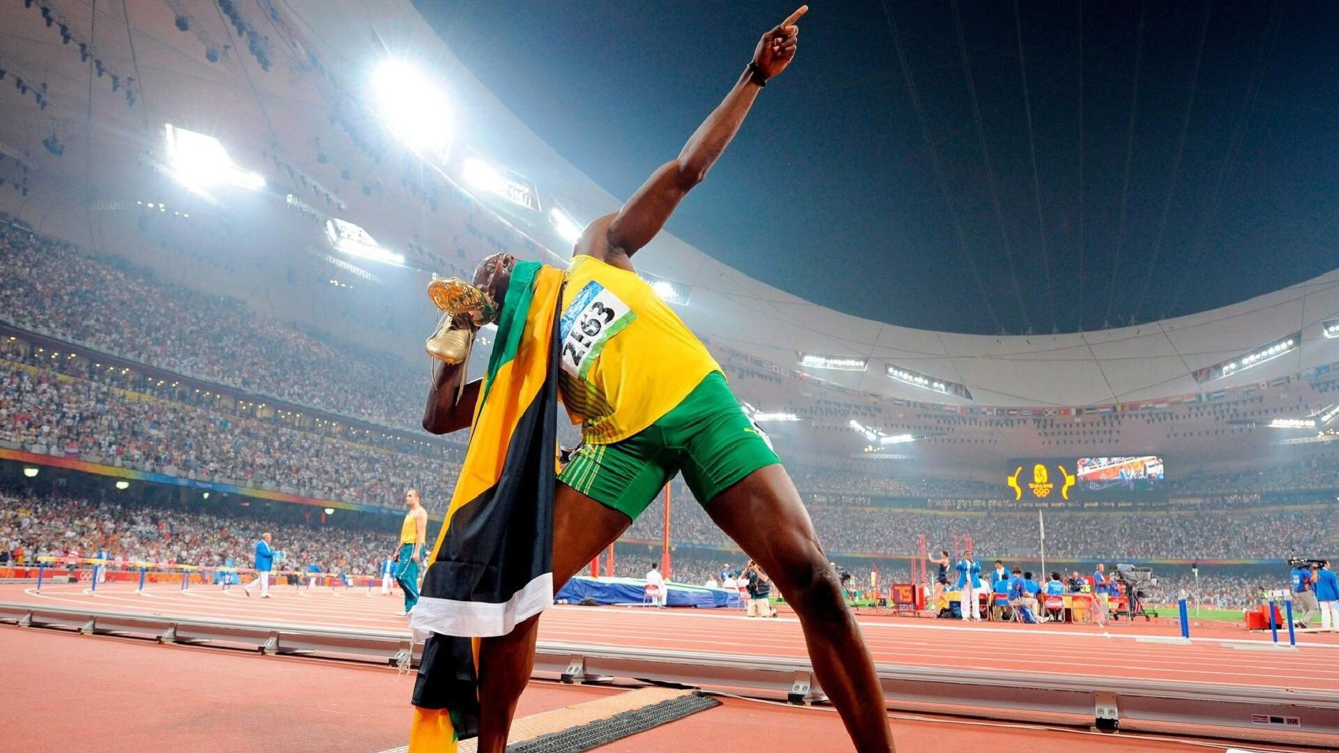 跨界主宰，从雄鹿突围到德甲接管，关键战基因的时空共鸣